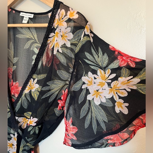 American Eagle Floral Wrap Dress/ Cover Up - Picture 4 of 14